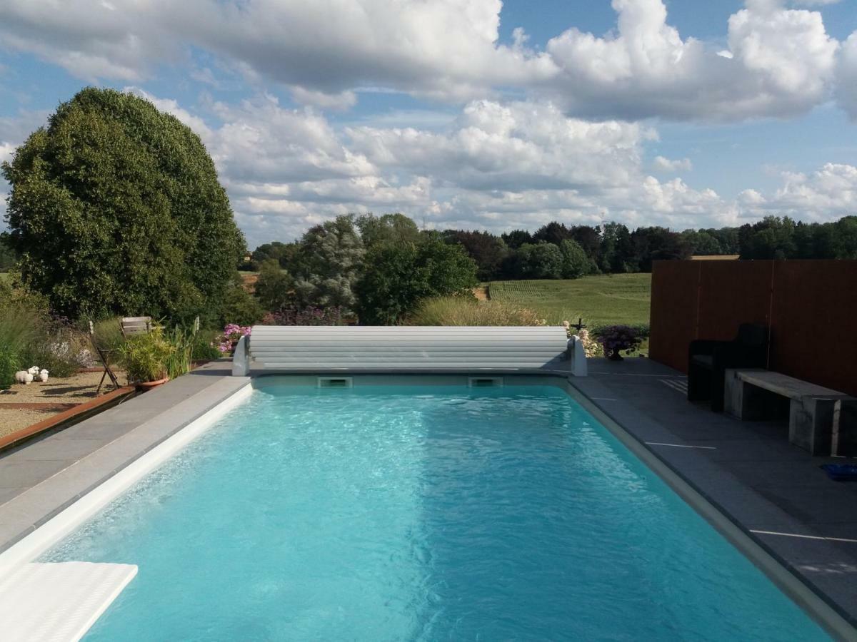 Le Sentier Des Etangs Apartamento Barsy Exterior foto