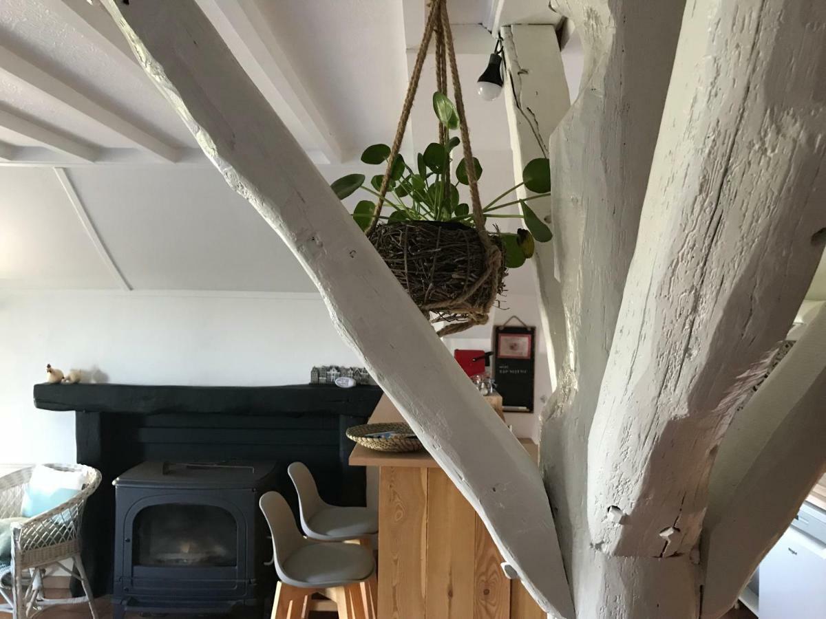 Le Sentier Des Etangs Apartamento Barsy Exterior foto