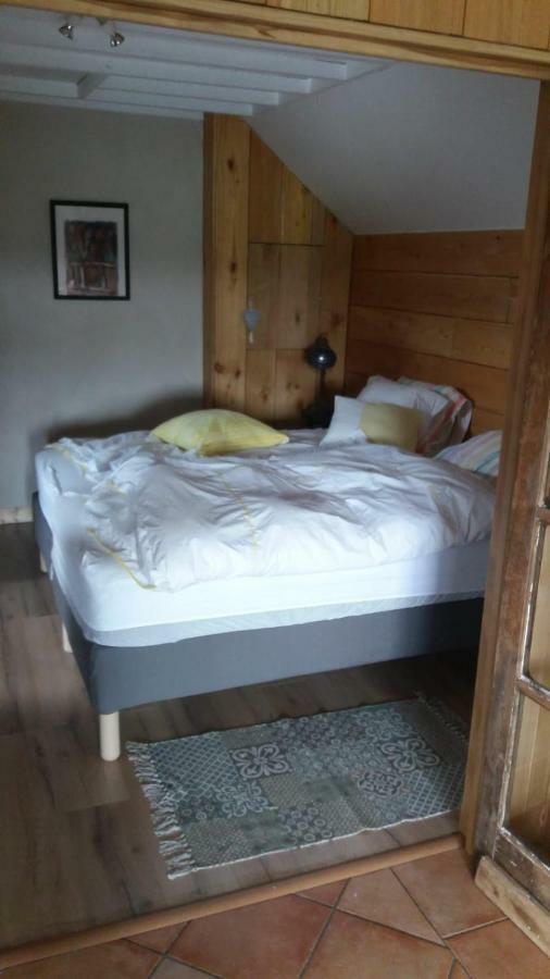 Le Sentier Des Etangs Apartamento Barsy Exterior foto